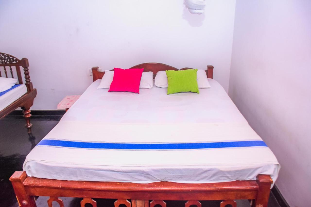 #Bedbox Vandrerhjem Dambulla Eksteriør bilde